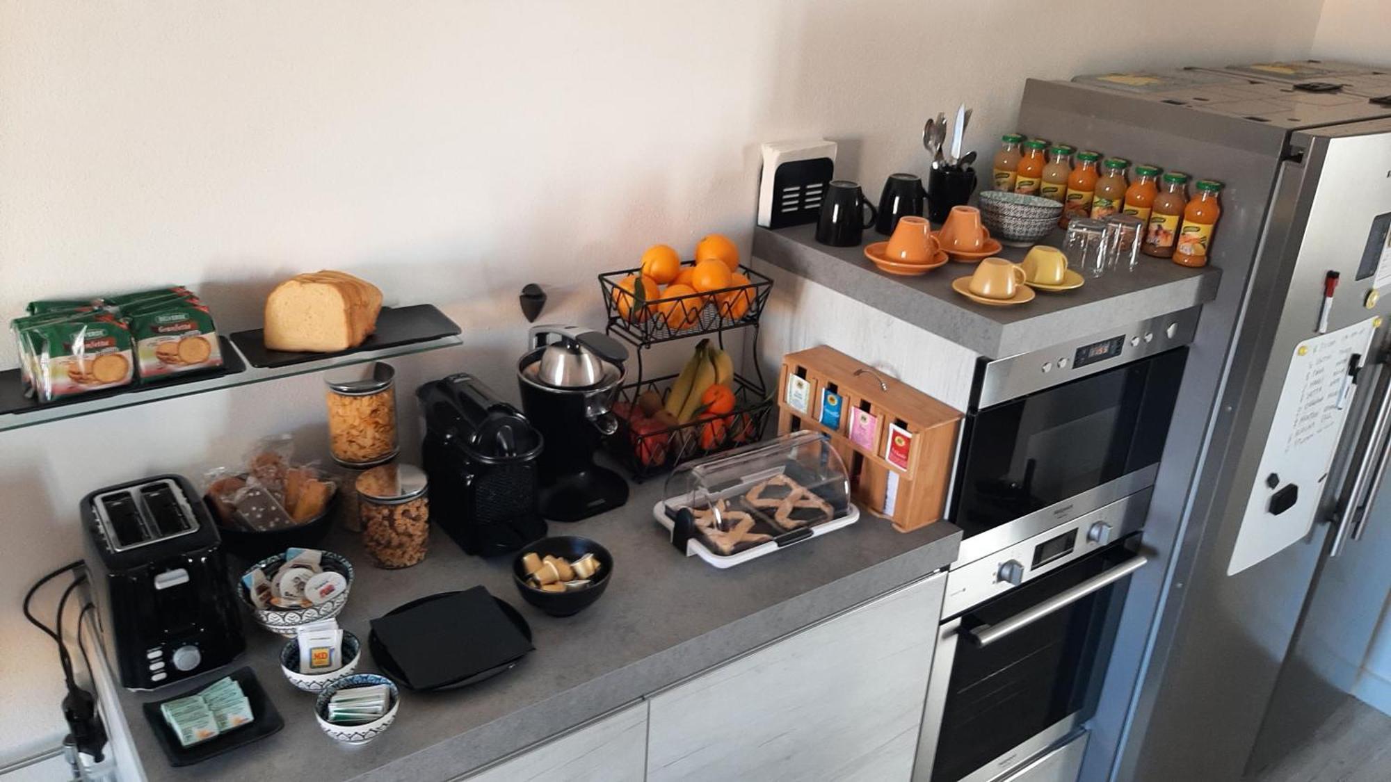 Apartamento Casa Rosy - Stanza Privata Con Bagno Esclusivo E Parcheggio Gratuito Porto Torres Exterior foto