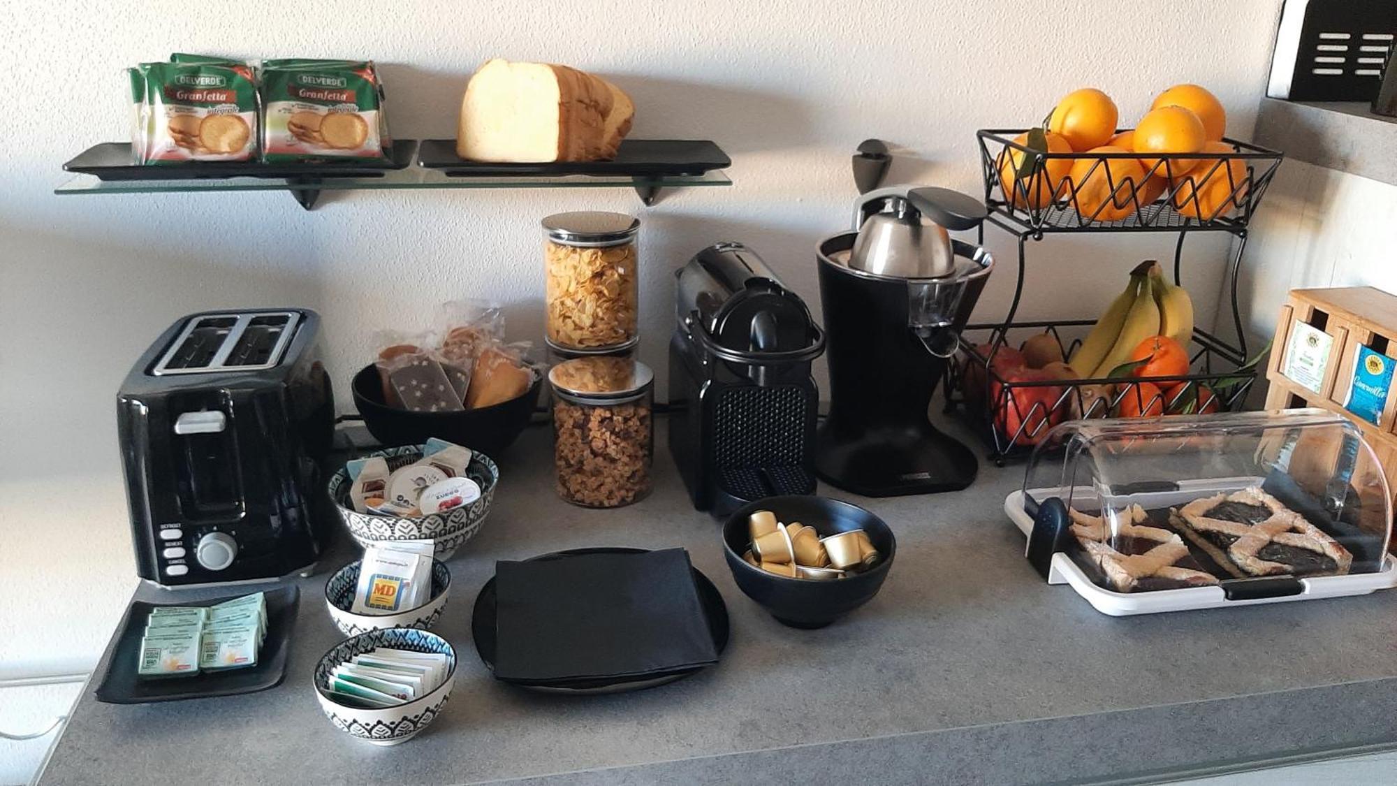 Apartamento Casa Rosy - Stanza Privata Con Bagno Esclusivo E Parcheggio Gratuito Porto Torres Exterior foto