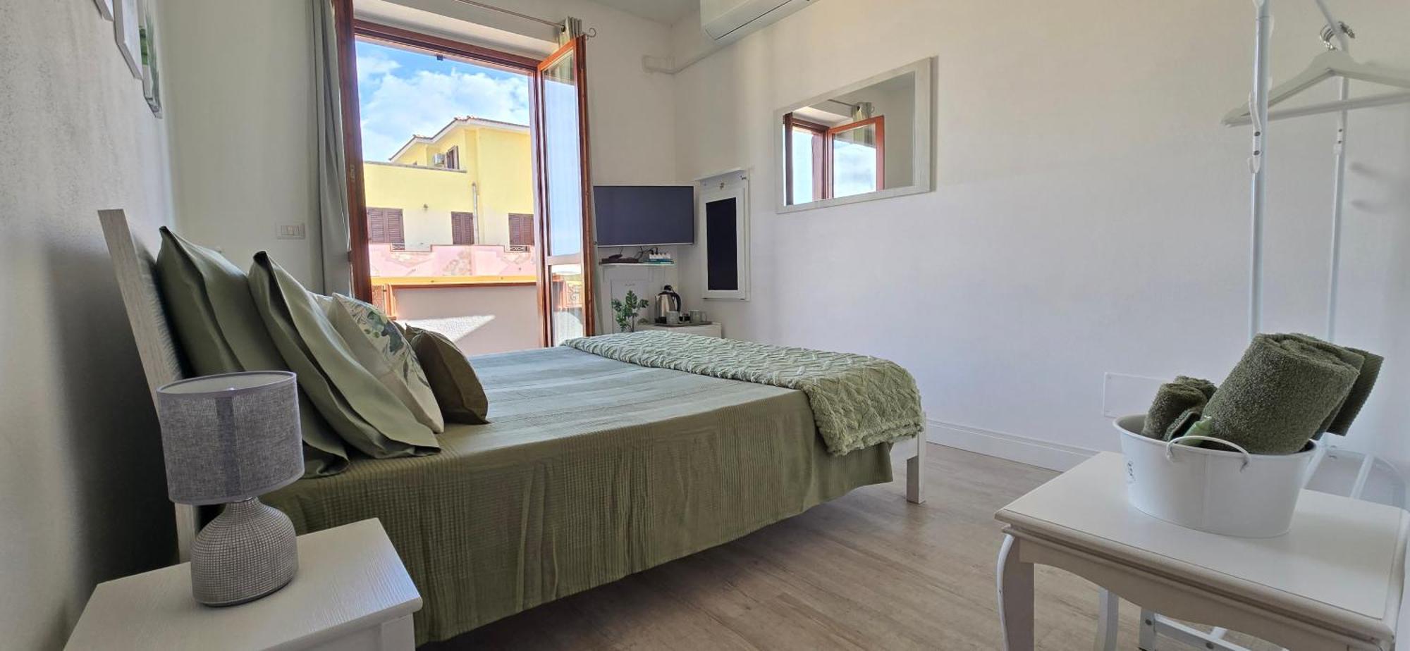 Apartamento Casa Rosy - Stanza Privata Con Bagno Esclusivo E Parcheggio Gratuito Porto Torres Exterior foto